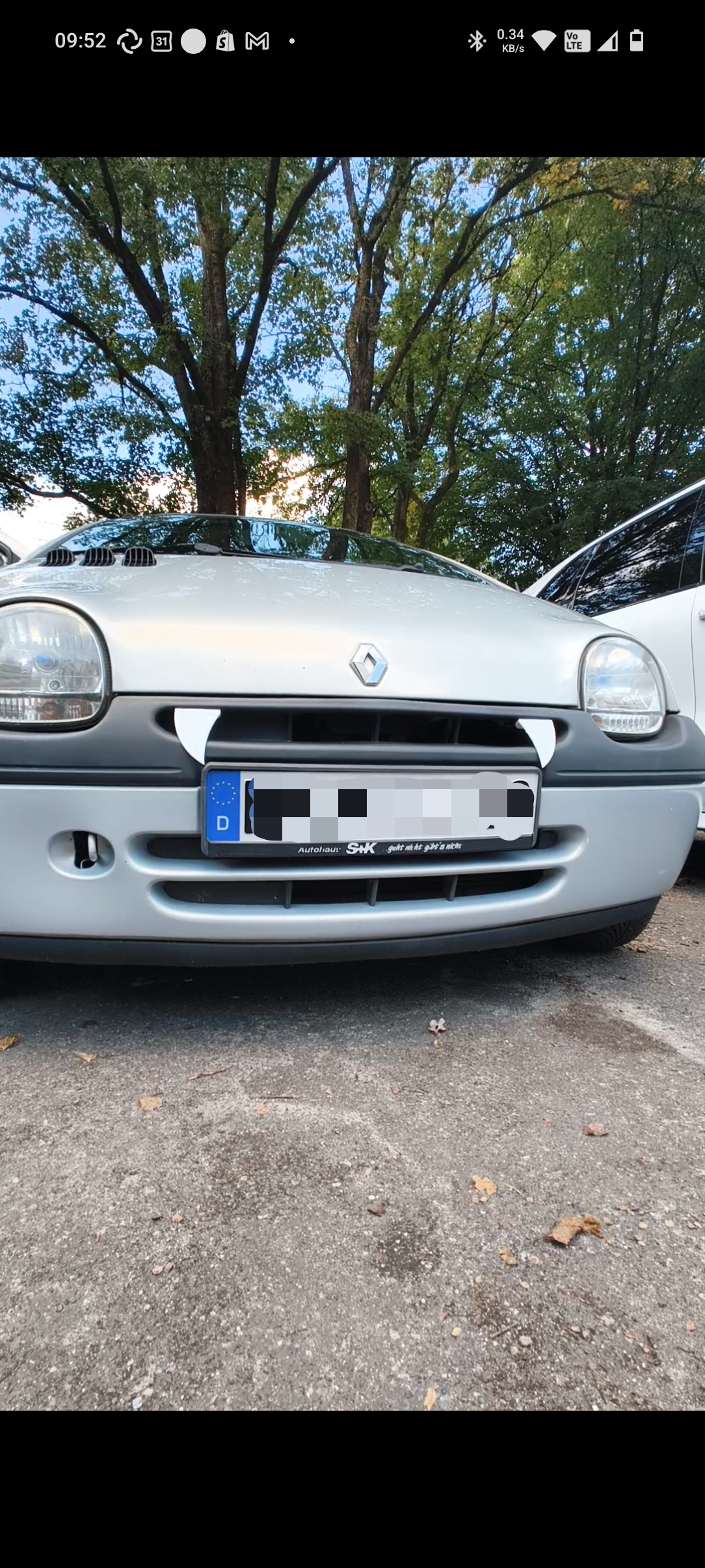 Custom 3D Printed Car Grill Vampire Fangs – Includes Self-Adhesive Magnetic Tape